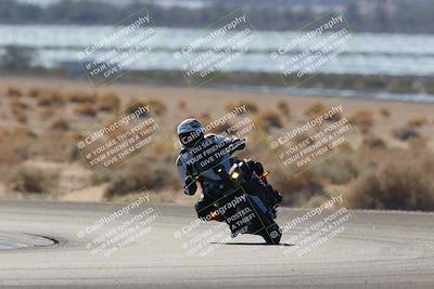 media/Dec-18-2022-SoCal Trackdays (Sun) [[8099a50955]]/Turn 7 Backside (1125am)/